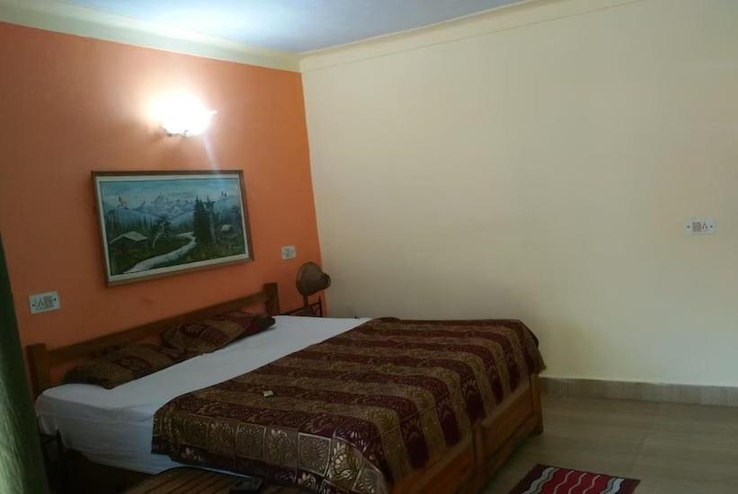 Hotel The Royal Mountain Ranikhet Exterior foto